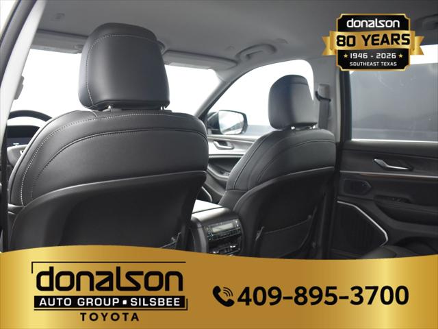 2023 Jeep Grand Cherokee L Limited 4x2