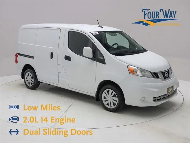 2017 Nissan NV200 SV for sale in New Holland, PA