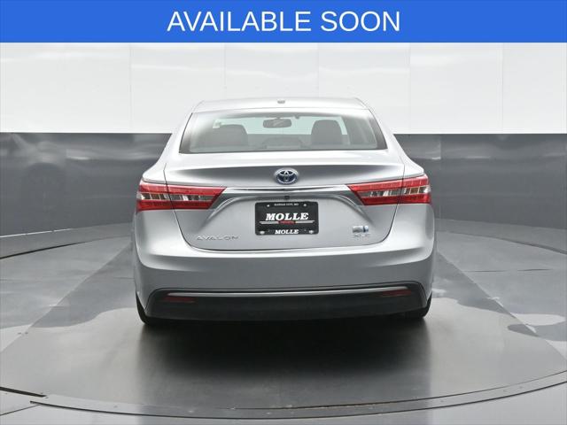 2016 Toyota Avalon Hybrid XLE Premium