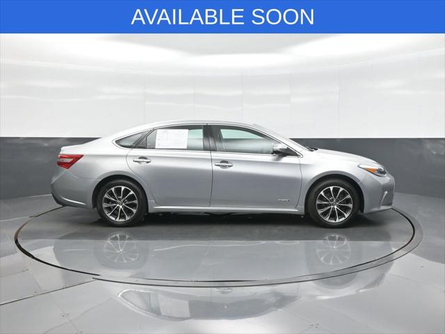 2016 Toyota Avalon Hybrid XLE Premium