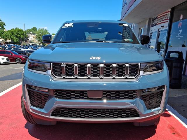 2026 Jeep Grand Cherokee GRAND CHEROKEE LIMITED 4X4 2026 Jeep Grand Cherokee GRAND CHEROKEE LIMITED 4X4