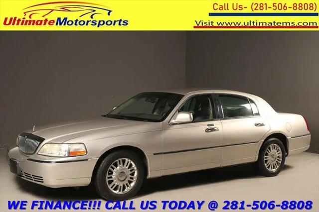 2011 Lincoln Town Car Signature Limited for sale in Houston, TX