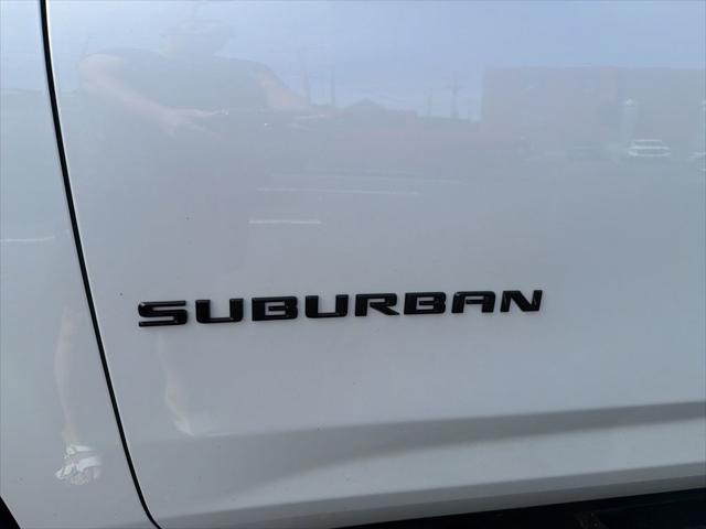 2023 Chevrolet Suburban 4WD Z71
