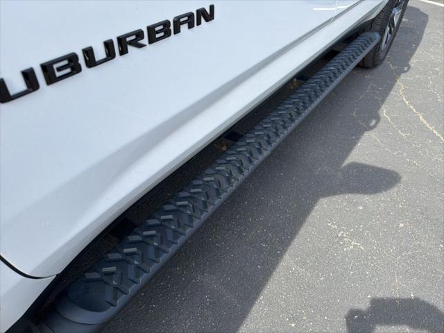 2023 Chevrolet Suburban 4WD Z71