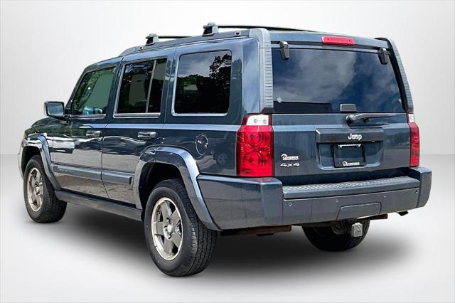 2008 Jeep Commander Sport
