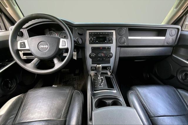 2008 Jeep Commander Sport