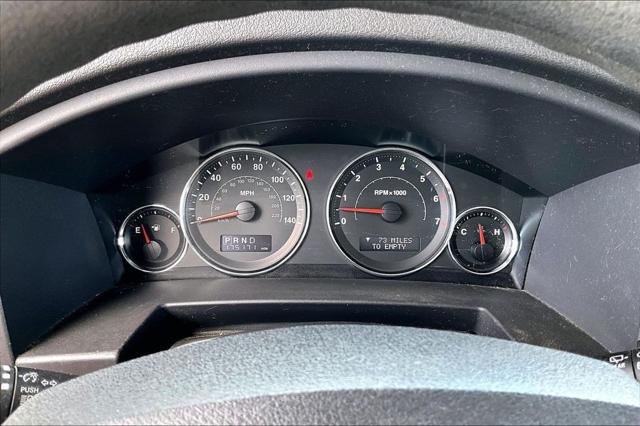 2008 Jeep Commander Sport