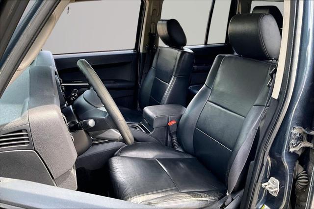 2008 Jeep Commander Sport