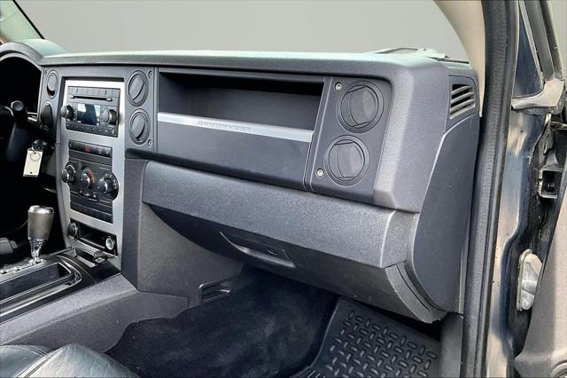 2008 Jeep Commander Sport