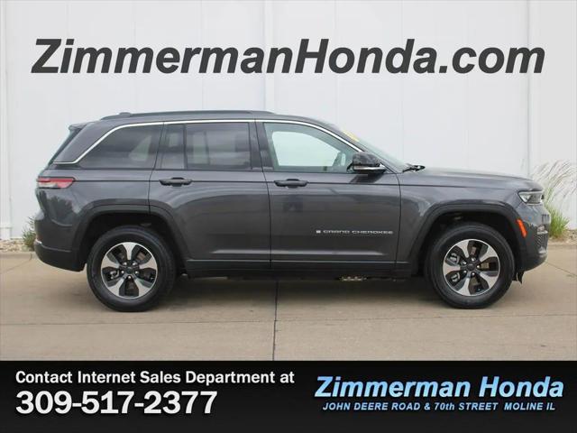 2024 Jeep Grand Cherokee Base for sale in Moline, IL