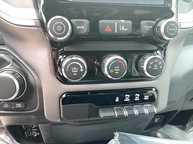 2026 Ram 1500 Warlock Crew Cab 4x4 57 Box