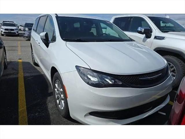 2023 Chrysler Voyager LX for sale in East Dubuque, IL