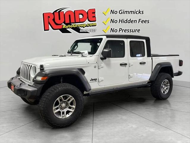 2020 Jeep Gladiator Sport S for sale in East Dubuque, IL