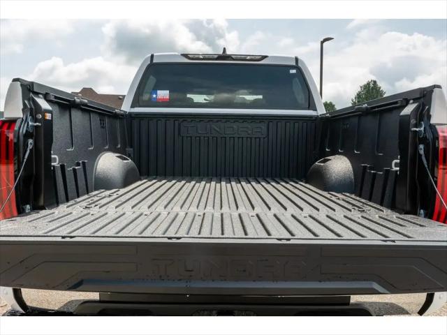 2026 Toyota Tundra SR5 CrewMax 5.5' Bed