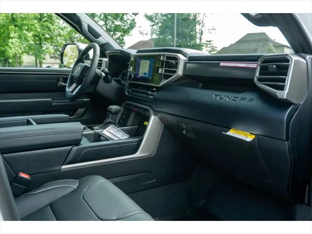 2026 Toyota Tundra SR5 CrewMax 5.5' Bed