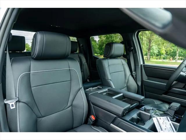 2026 Toyota Tundra SR5 CrewMax 5.5' Bed