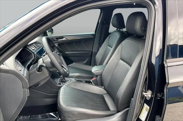2023 Volkswagen Tiguan 2.0T SE R-Line Black
