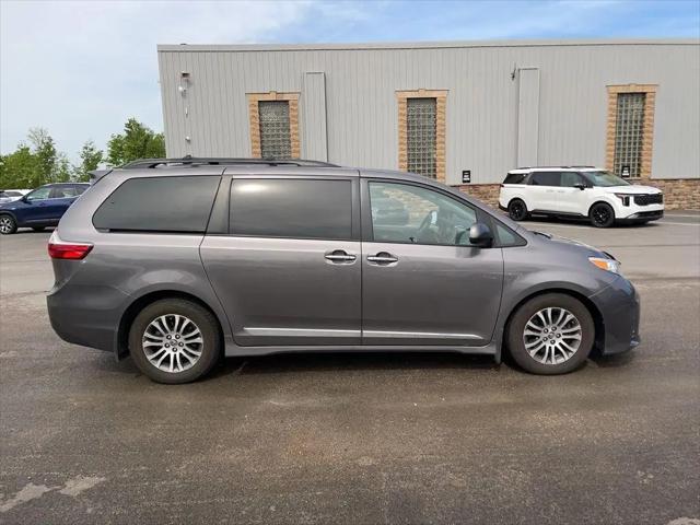 2020 Toyota Sienna XLE for sale in Burton, OH