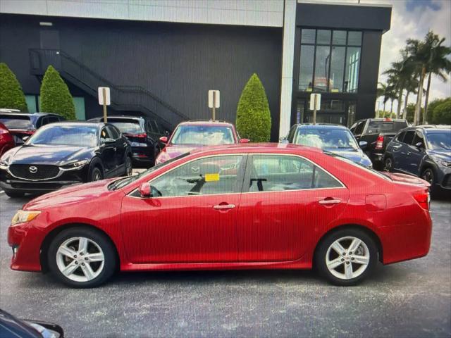 2014 Toyota Camry SE