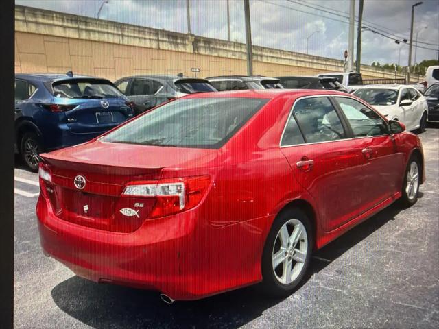 2014 Toyota Camry SE