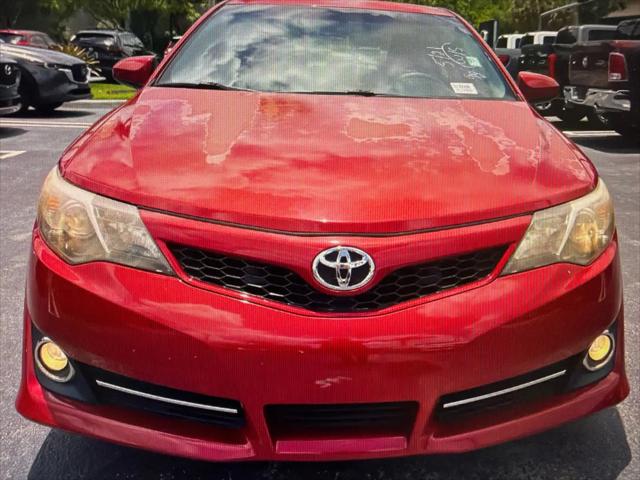 2014 Toyota Camry SE