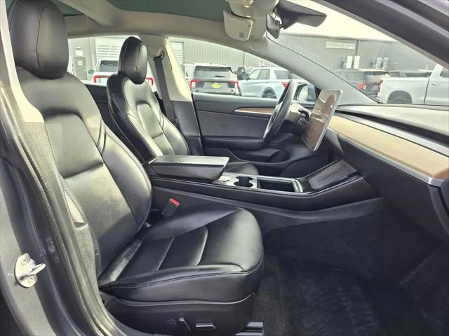 2021 Tesla Model 3 Standard Range Plus Rear-Wheel Drive