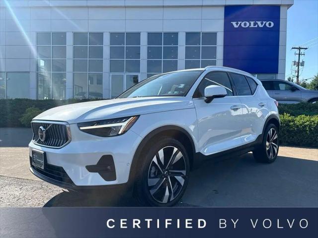 2024 Volvo XC40 B5 Plus Bright Theme for sale in Pittston, PA