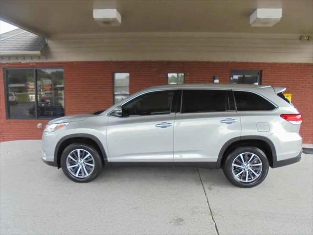 2019 Toyota Highlander XLE for sale in Oneonta, AL