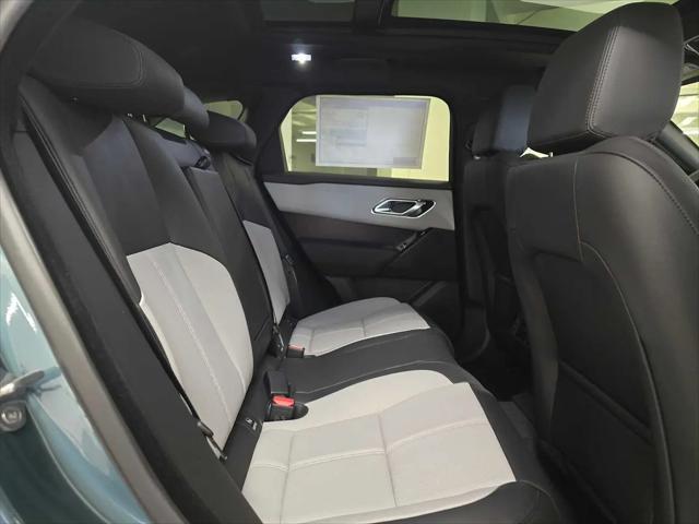 2026 Land Rover Range Rover Velar P250 Dynamic SE