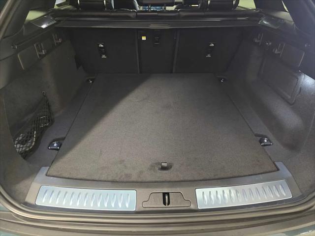 2026 Land Rover Range Rover Velar P250 Dynamic SE