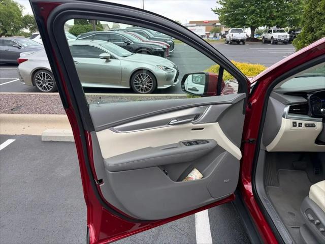 2023 Cadillac XT5 AWD Premium Luxury