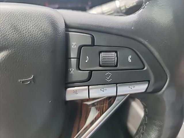 2022 Cadillac Escalade 2WD Premium Luxury