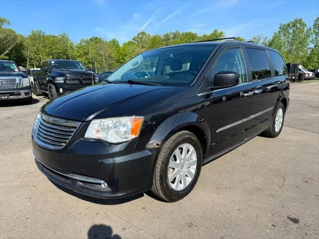 2015 Chrysler Town & Country Touring for sale in Brandon Twp, MI