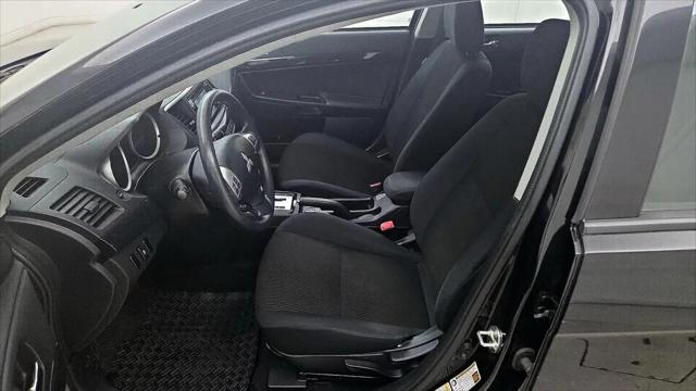 2017 Mitsubishi Lancer ES
