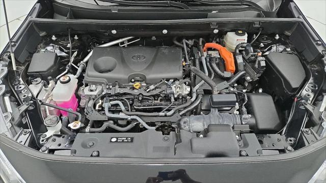 2023 Toyota RAV4 Hybrid SE