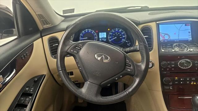 2017 INFINITI QX50 Standard