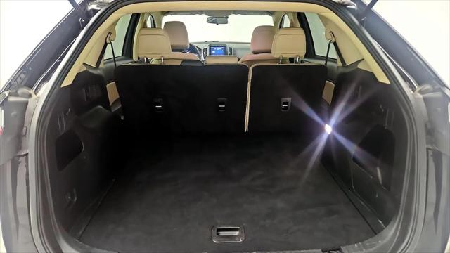 2022 Ford Edge SE