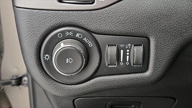 2021 Jeep Cherokee Latitude Lux FWD