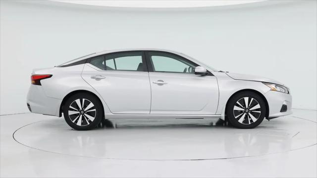 2022 Nissan Altima SV FWD