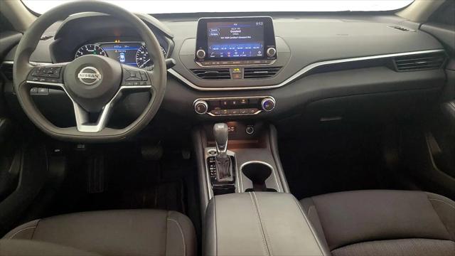 2022 Nissan Altima SV FWD