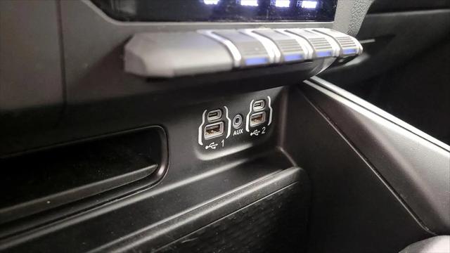 2023 Ram 1500 Big Horn Crew Cab 4x4 5'7" Box
