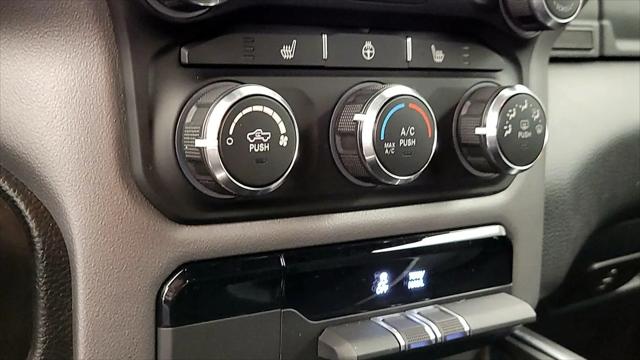 2023 Ram 1500 Big Horn Crew Cab 4x4 5'7" Box