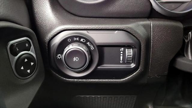 2023 Jeep Wrangler 4-Door Sahara 4x4