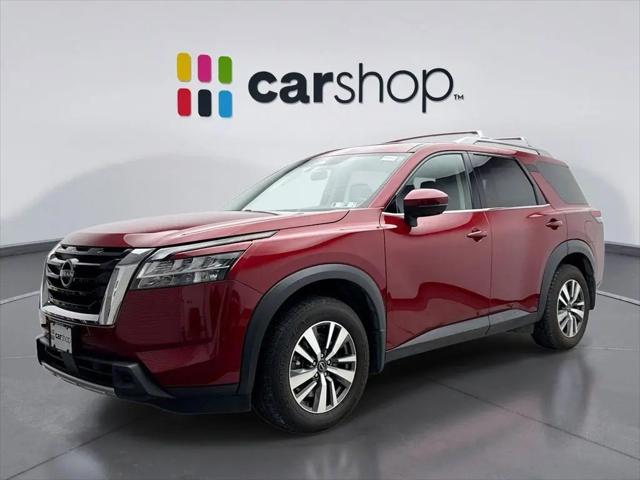 2023 Nissan Pathfinder SL 4WD for sale in Cranberry Twp, PA