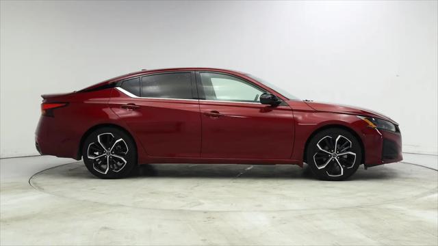 2023 Nissan Altima SR FWD