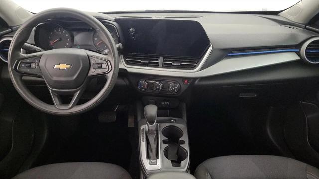 2025 Chevrolet Trax FWD LS