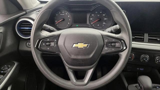 2025 Chevrolet Trax FWD LS