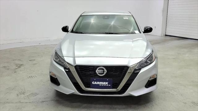 2022 Nissan Altima SR FWD