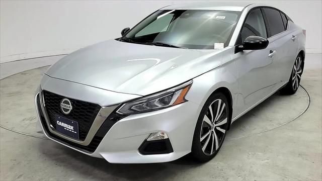 2022 Nissan Altima SR FWD