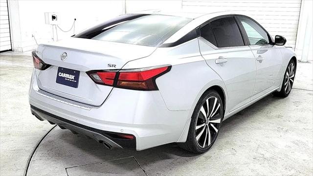 2022 Nissan Altima SR FWD